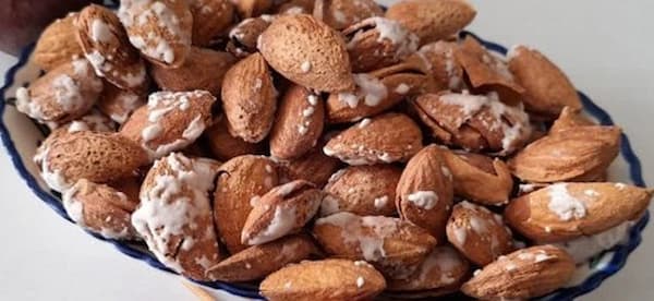 تصویر 3 از قیمت خرید بادام منقا خام با فروش عمده